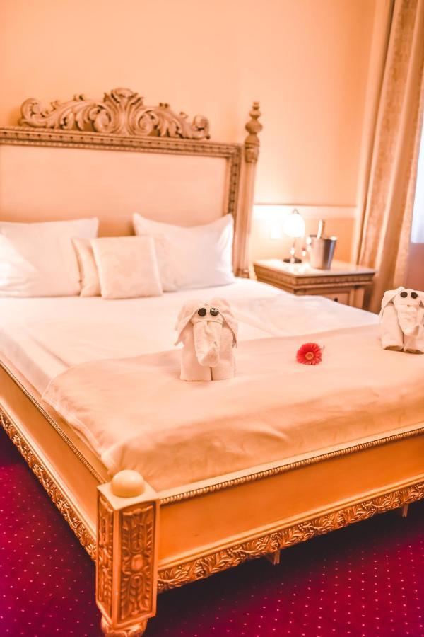Hotel Zámek Kamenný Dvůr Kynsperk nad Ohri Exterior foto